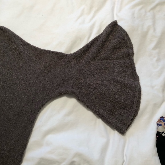 Nordstrom rack sweater with bell sleeve - Picture 2 of 3